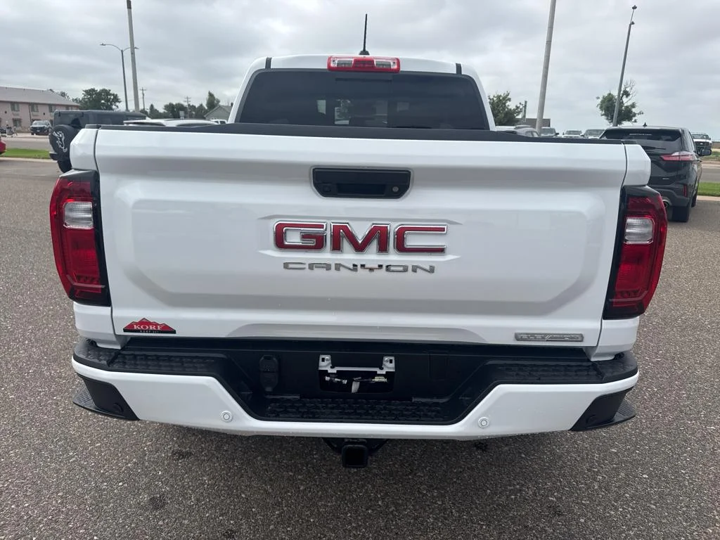 2025 GMC Canyon Elevation - Photo 7