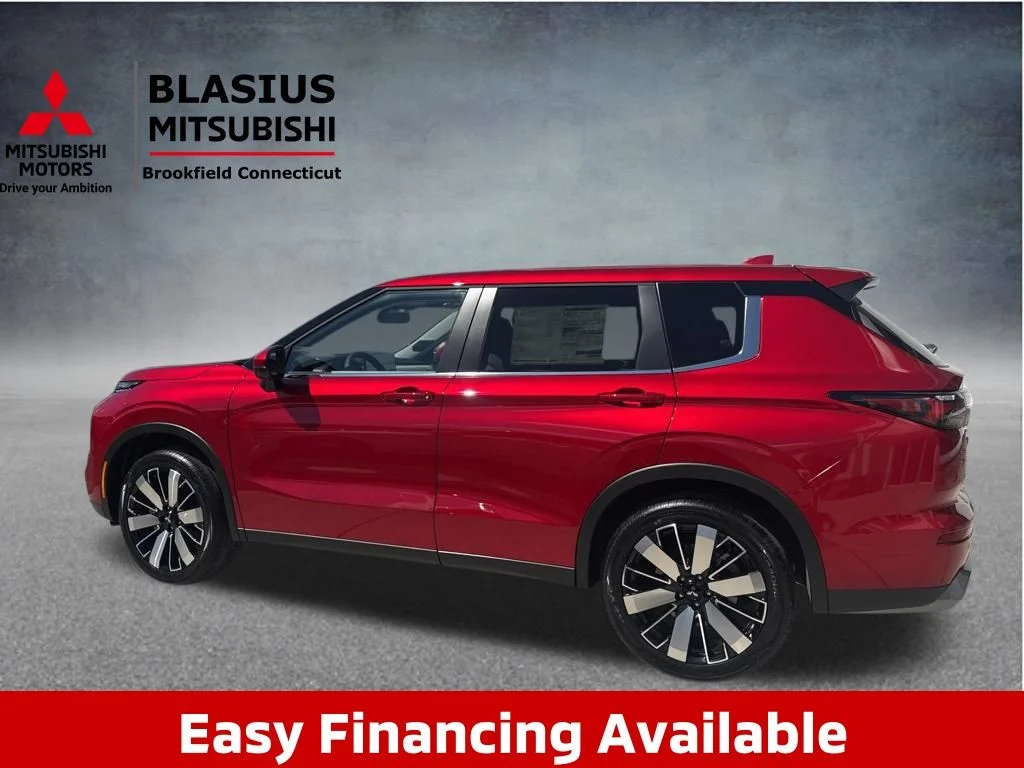 New 2026 Red Mitsubishi SE image 4