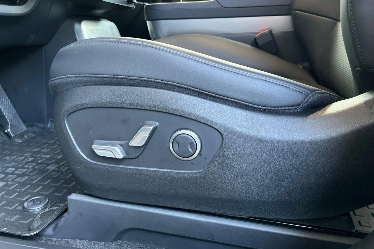 2026 Hyundai IONIQ 9 SEL - Photo 13