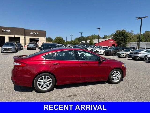 Used 2015 Red Ford SE image 24