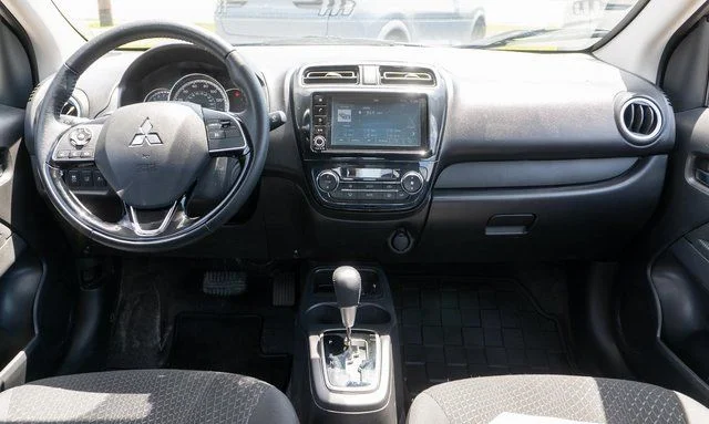 Used 2024  Mitsubishi SE image 14