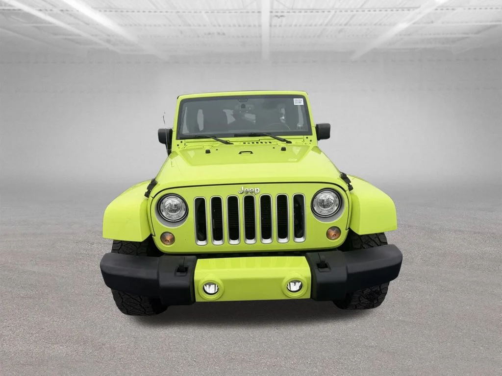 Used 2017 Green Jeep Unlimited Sahara image 14