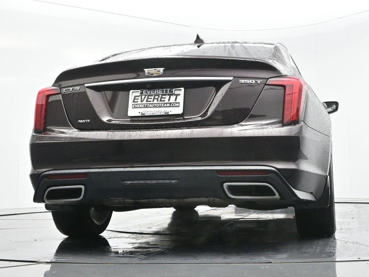 Used 2020 GARNET METALLIC Cadillac Luxury image 54