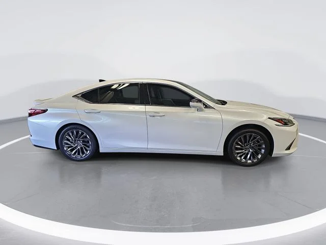 Used 2024 White Lexus 350 Ultra Luxury image 2