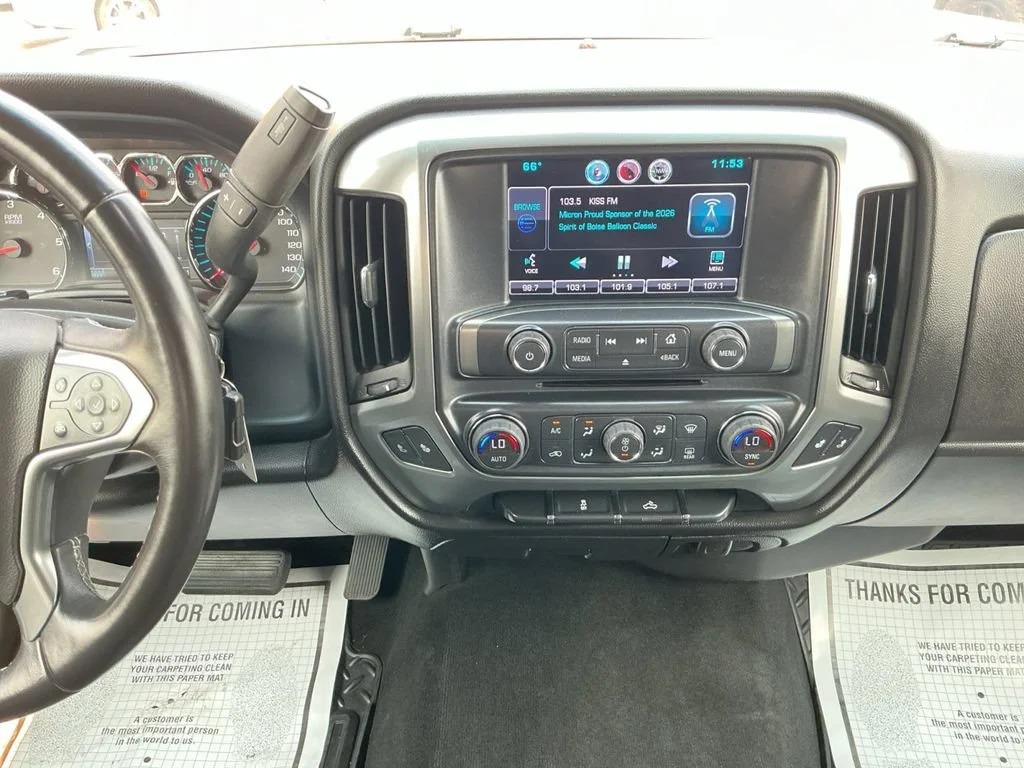 Used 2015 SUMMIT WHITE Chevrolet LT image 17