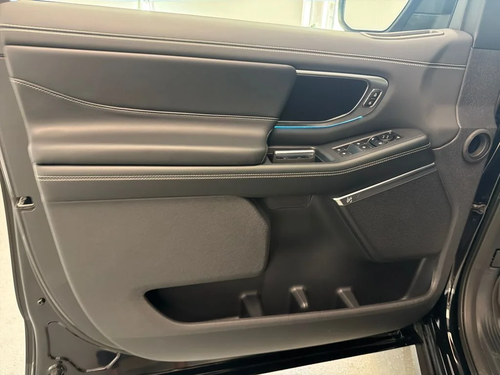 New 2027 Black Ford Platinum image 11