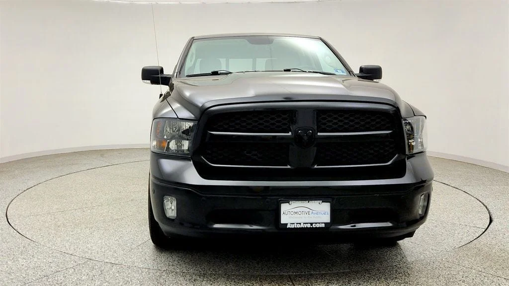 Used 2018 Brilliant Black Crystal Pearlcoat Ram Big Horn 4x4 Crew Cab 5