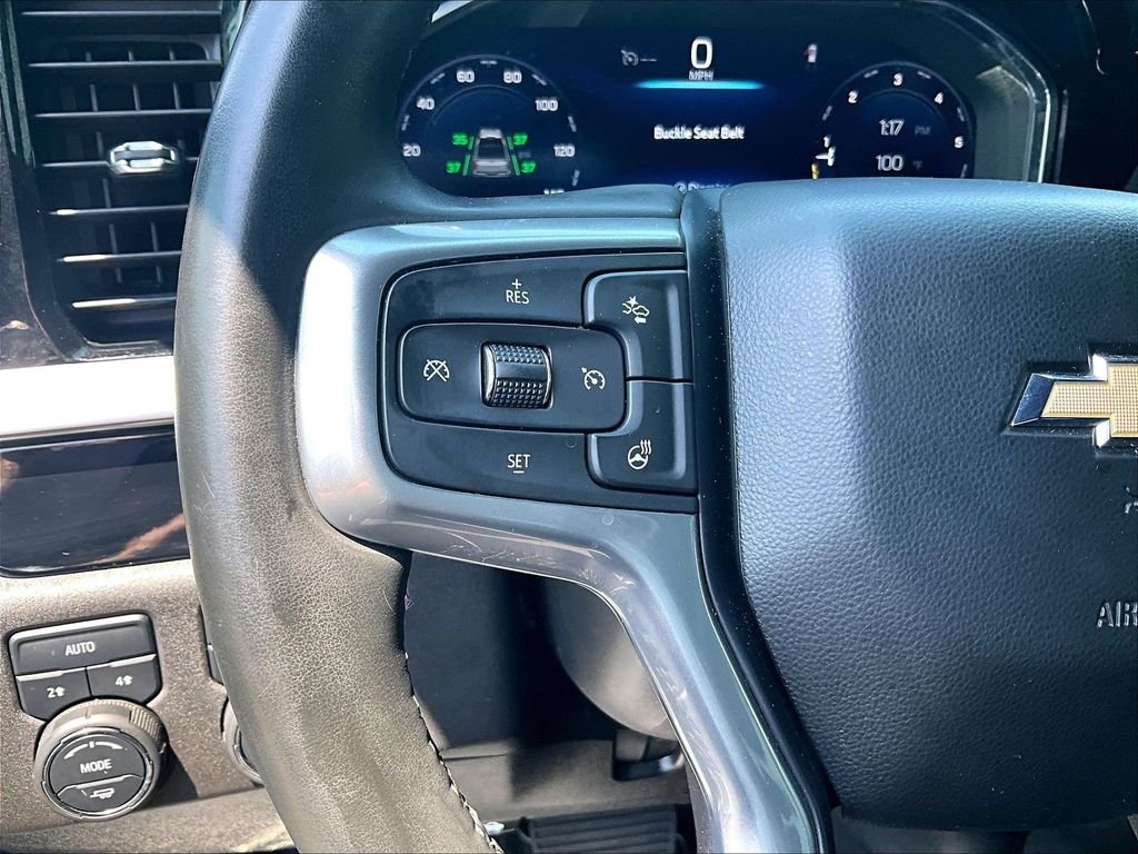 Used 2024 Lakeshore Blue Metallic Chevrolet LT image 22