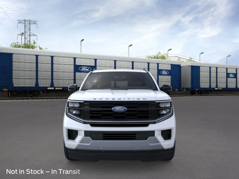 New 2026 Star White Metallic Tri-Coat Ford MAX Platinum® image 6