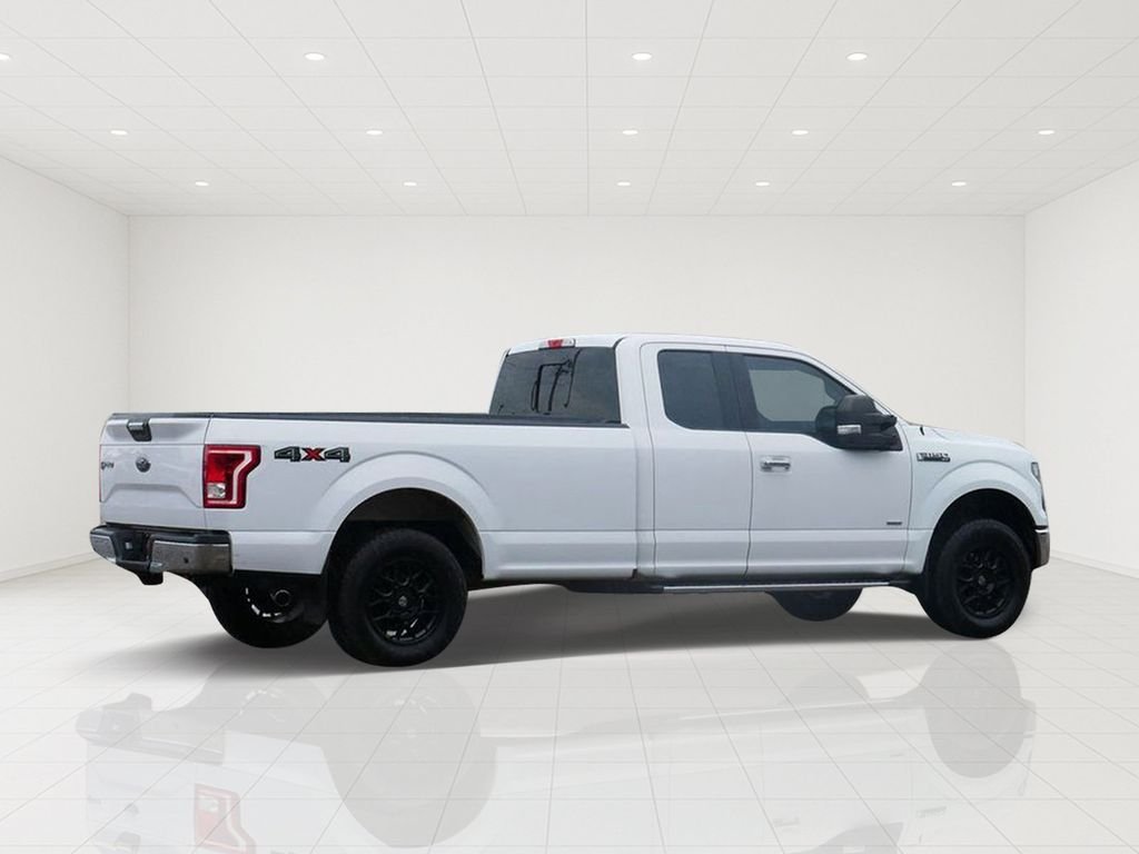Used 2016 White Ford XLT image 3