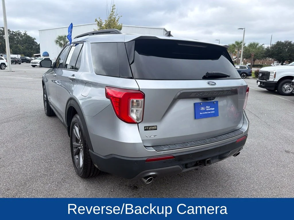 Certified Used 2022 Iconic Silver Metallic Ford XLT image 5