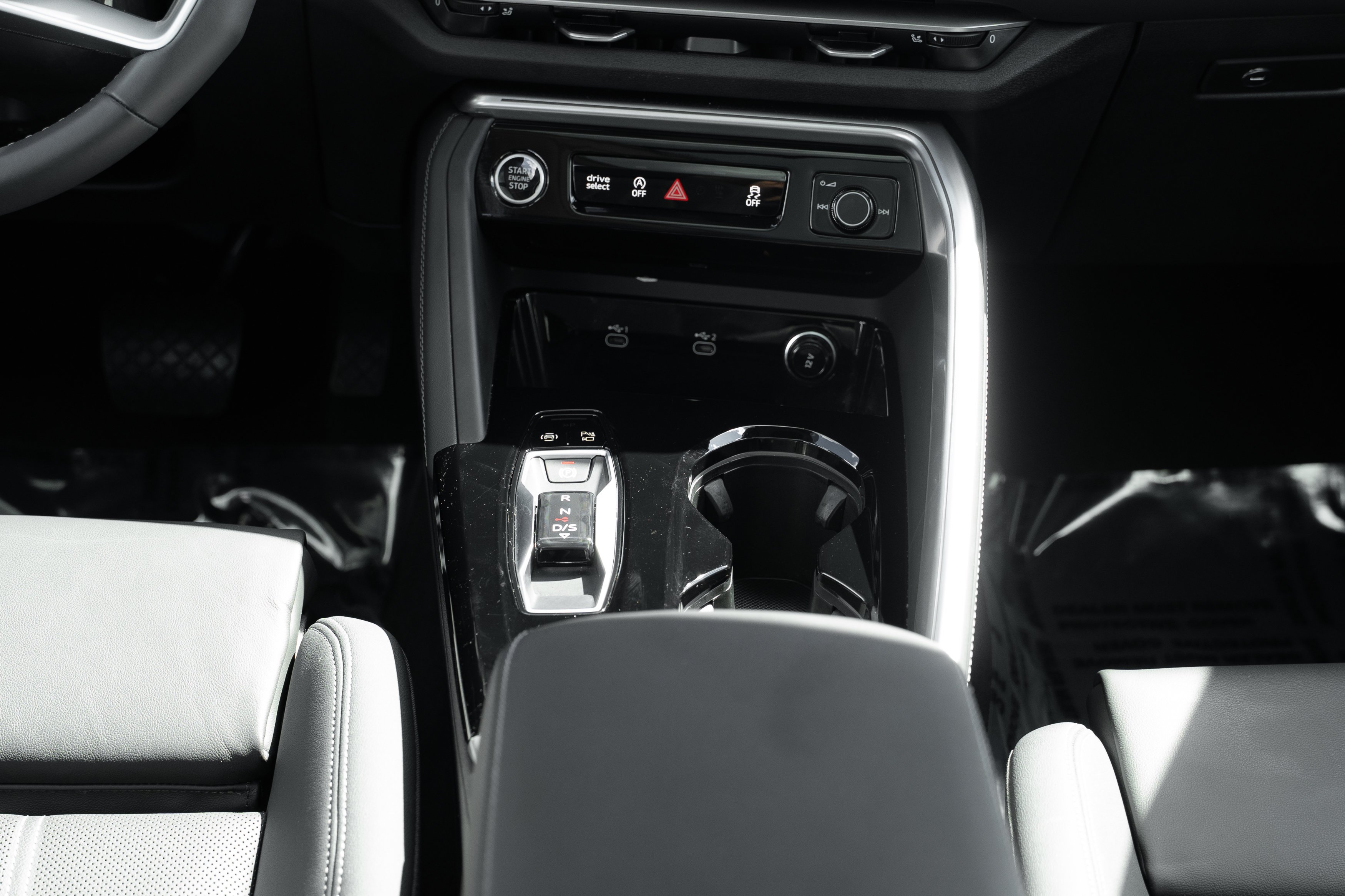 Certified Used 2025 Tambora Gray Metallic Audi Premium Plus image 17