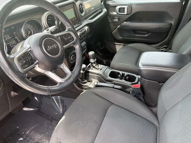 Used 2022 Black Jeep Unlimited Sahara image 18