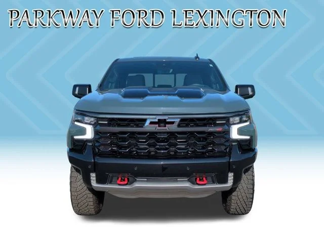 Used 2025 Gray Chevrolet ZR2 image 2