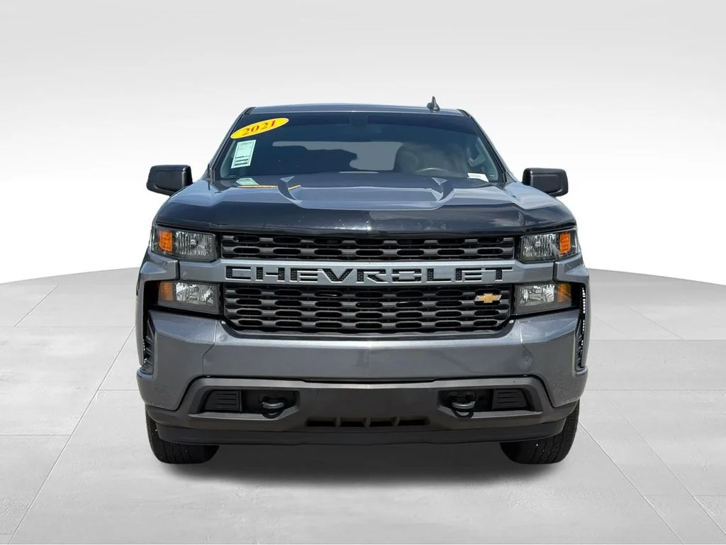 Used 2021 Gray Chevrolet Custom image 46