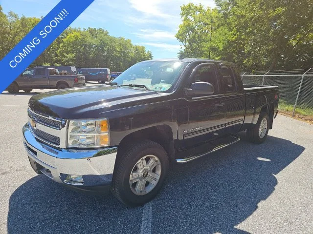 Used 2013 Black Chevrolet LT image 7