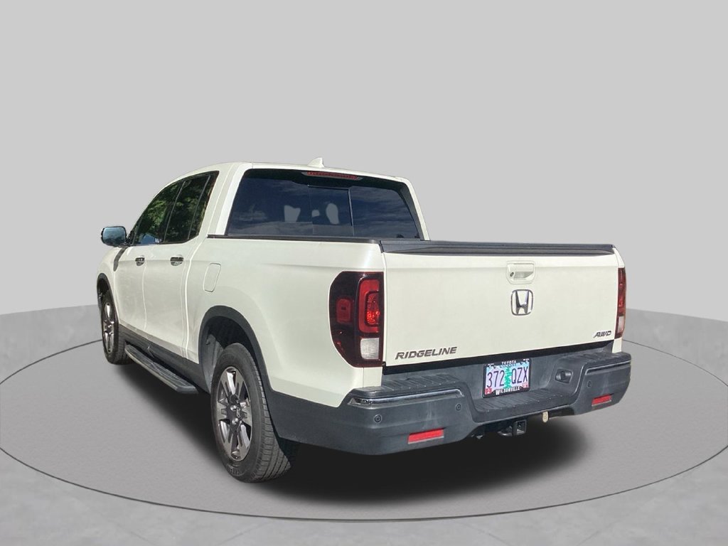 Used 2019 White Honda RTL-E image 11