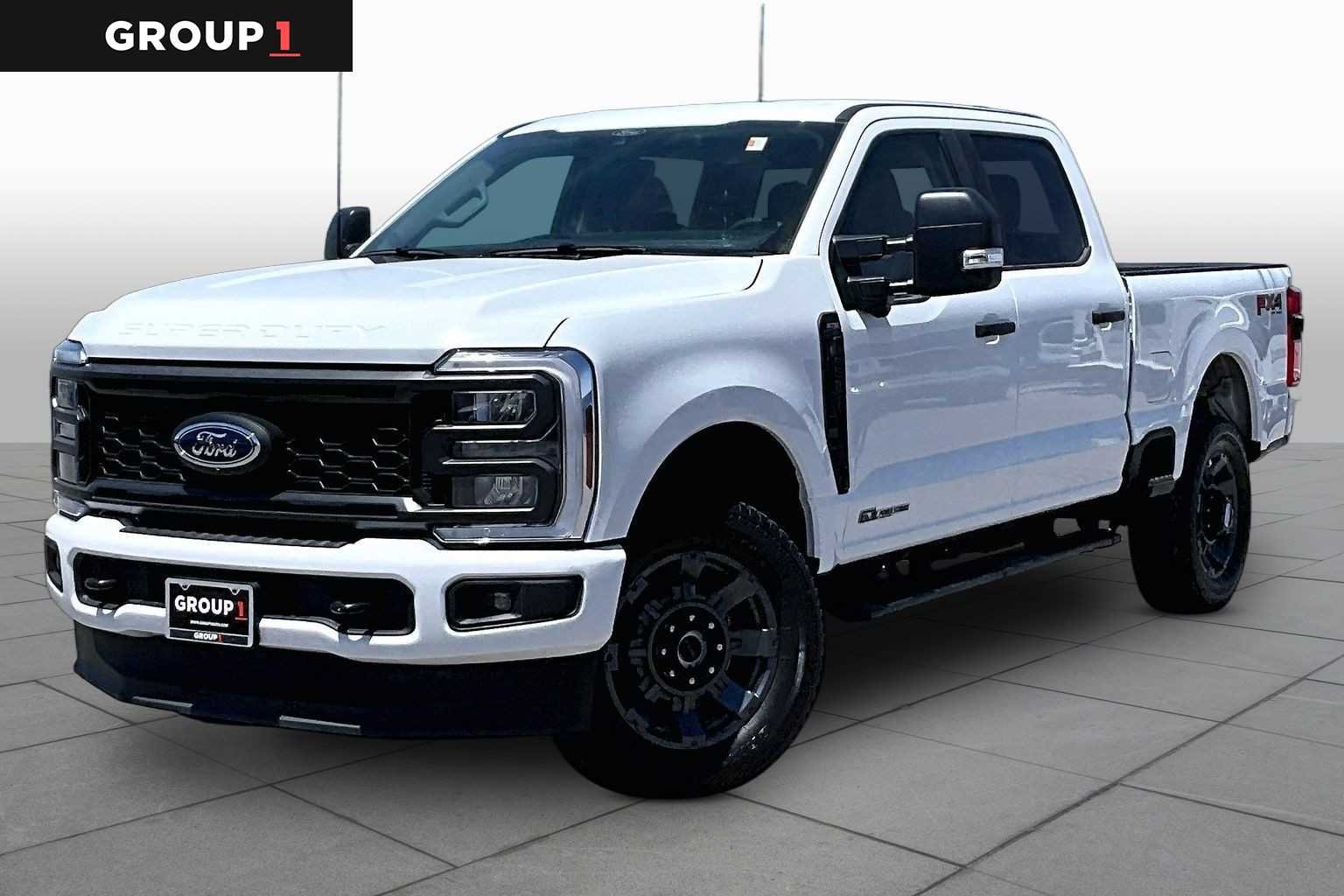 2025 Ford F-250 XL 4x4 Crew Cab 6-3/4' Box's photo