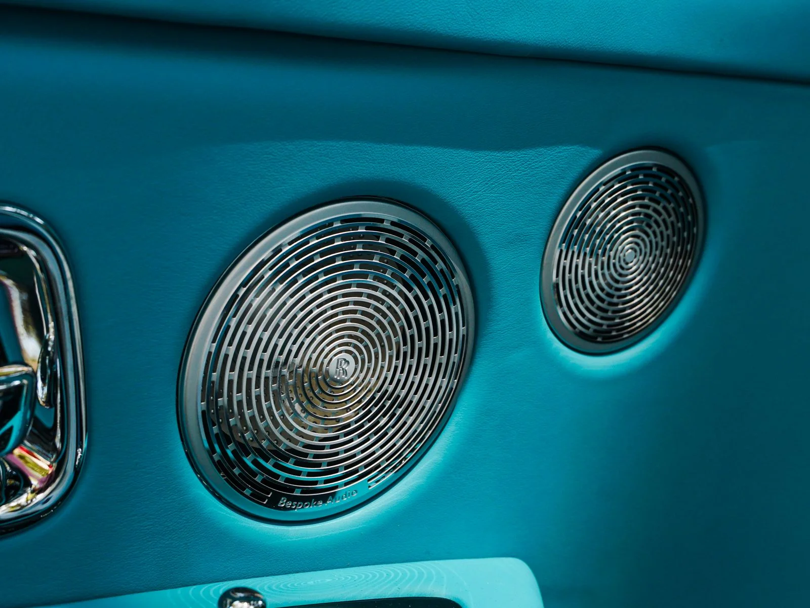 New 2027 Arctic White Rolls-Royce Black Badge image 25
