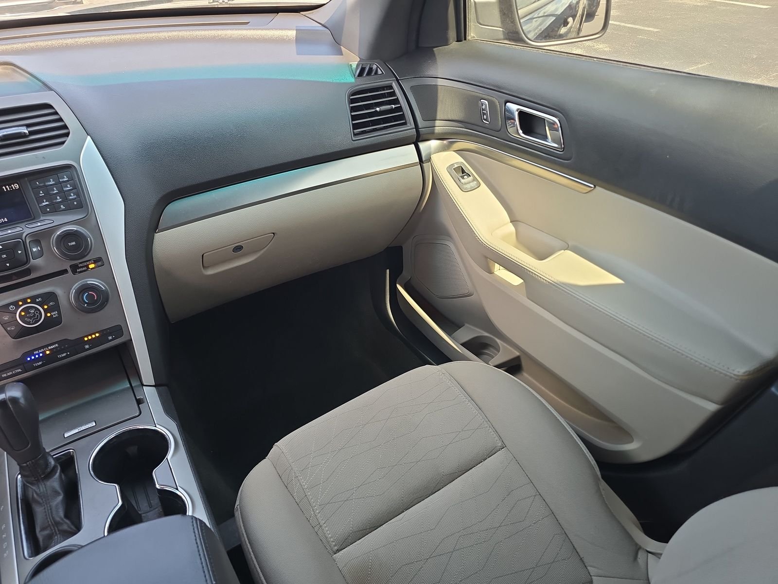 Used 2014 Black Ford Base image 12
