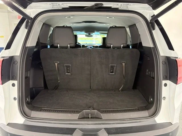 Used 2019 SUMMIT WHITE GMC SLT image 28