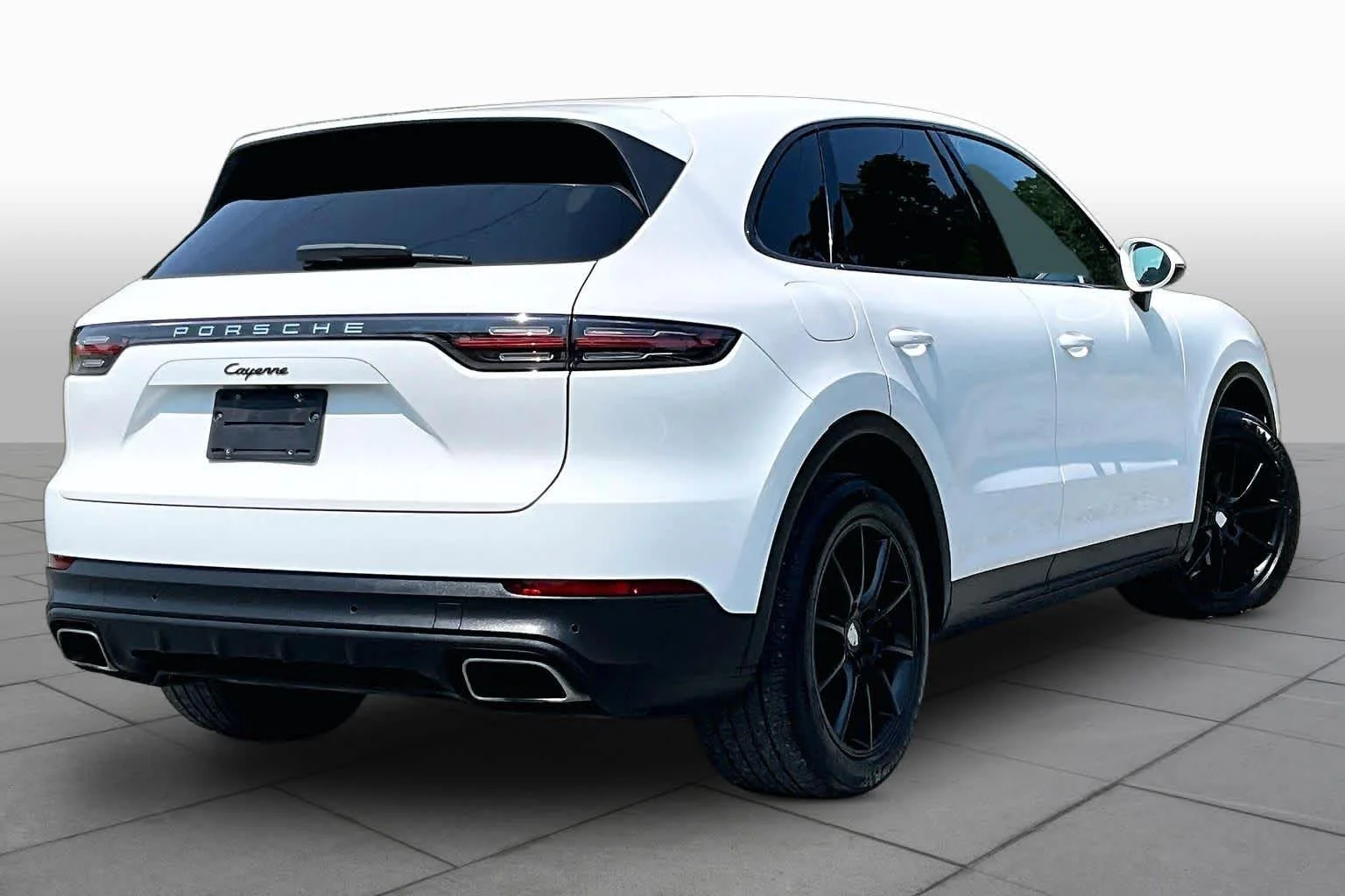 Used 2020 White Porsche  image 13