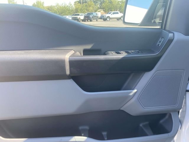 New 2026 Oxford White Ford XL image 13