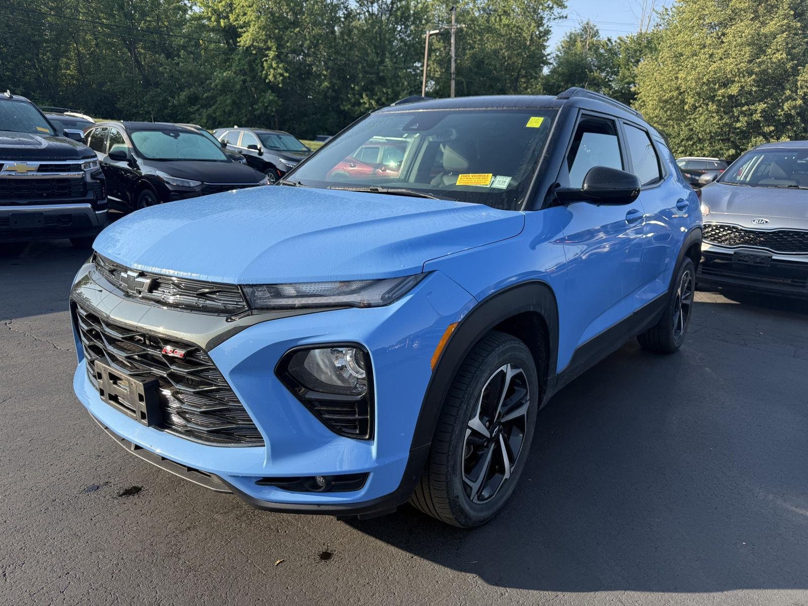 Used 2023 Fountain Blue Chevrolet RS image 2