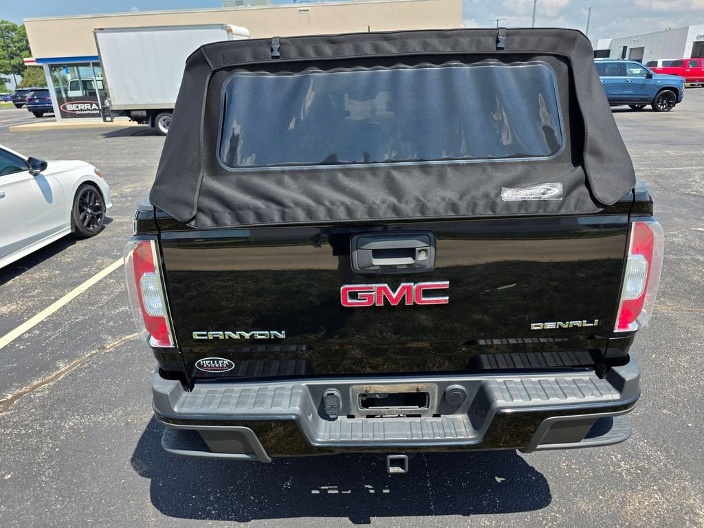 Used 2017 Black GMC Denali image 3