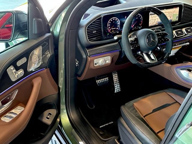 New 2026 MANUFAKTUR Ireland Mid Green Metallic Mercedes-Benz AMG® GLS 63 4MATIC+ SUV image 43