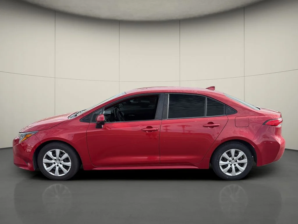 Used 2020 Red Toyota LE image 4