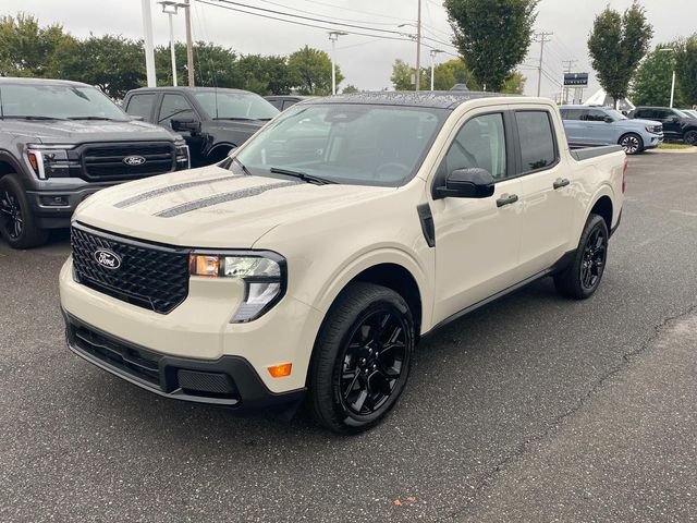 New 2025 Beige Ford XLT image 3