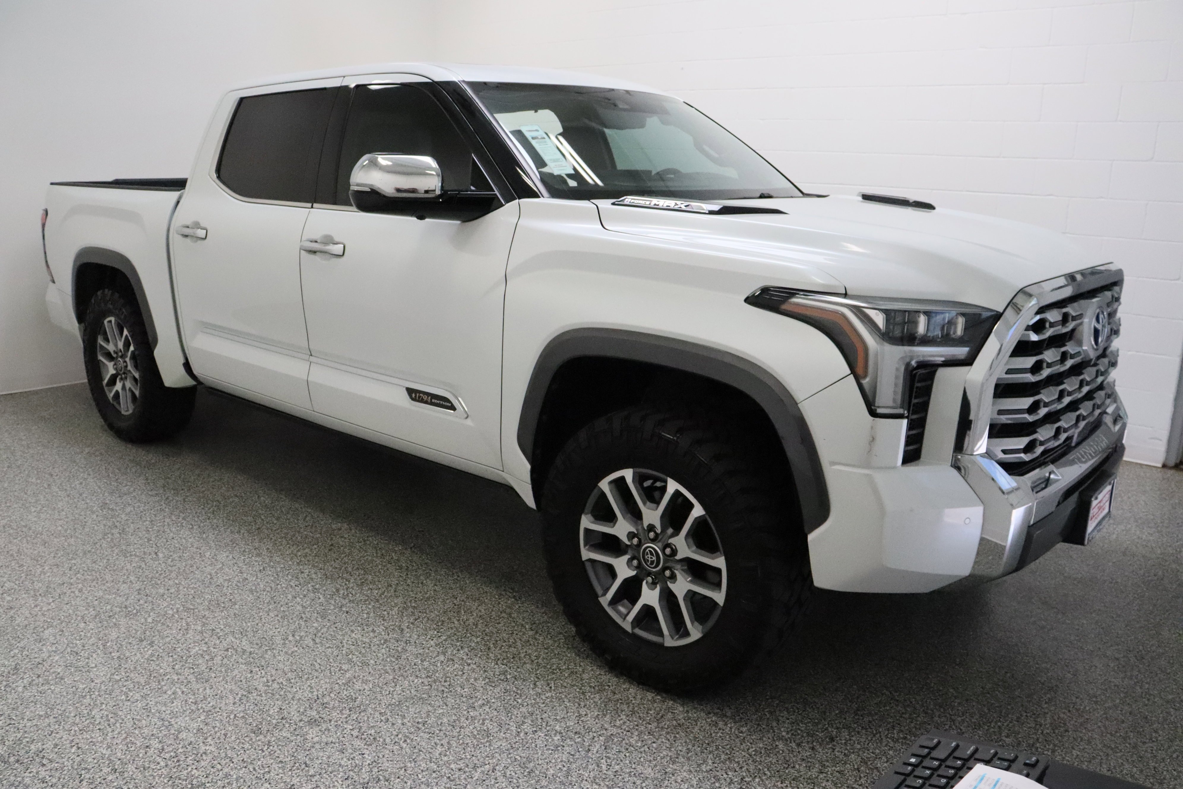 Used 2023 Wind Chill Pearl Toyota 1794 Edition Hybrid 3.4T image 4