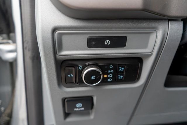 Used 2025 Iconic Silver Metallic Ford XLT image 20