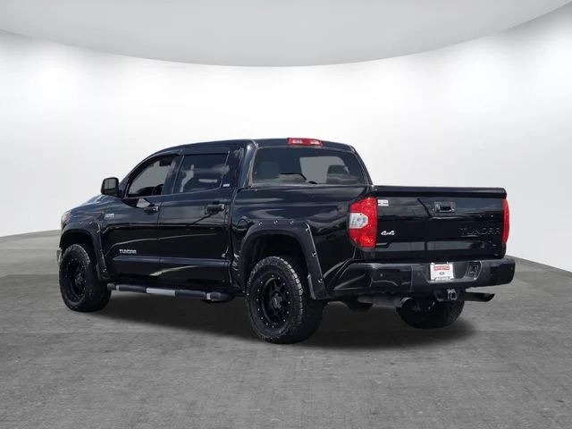 Certified Used 2019 Midnight Black Metallic Toyota SR5 image 6