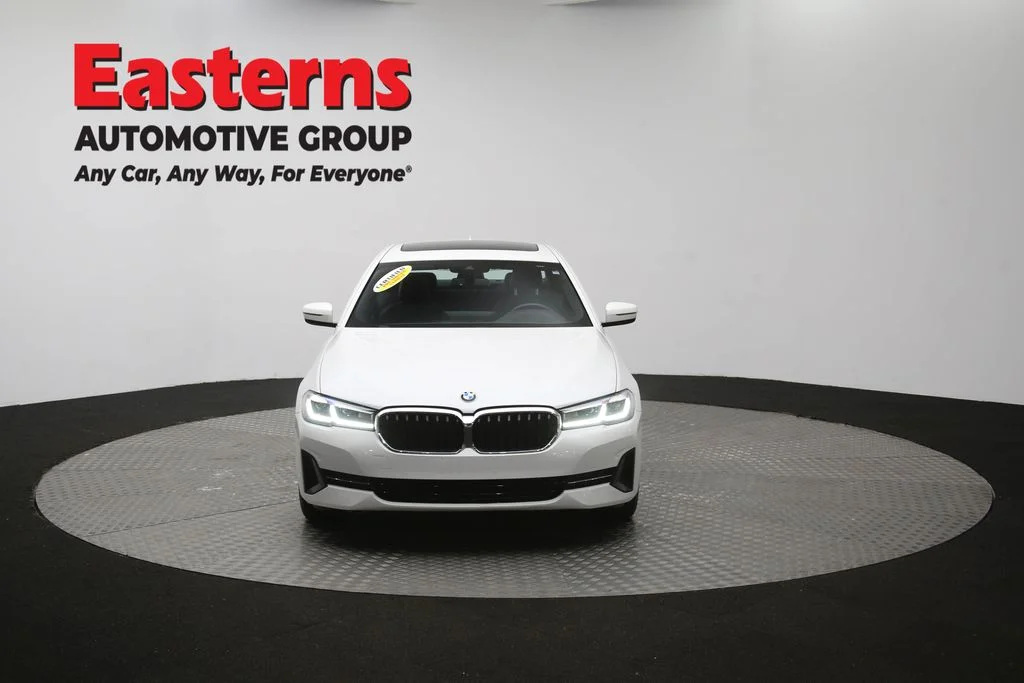 Used 2022 White BMW 530i xDrive image 56