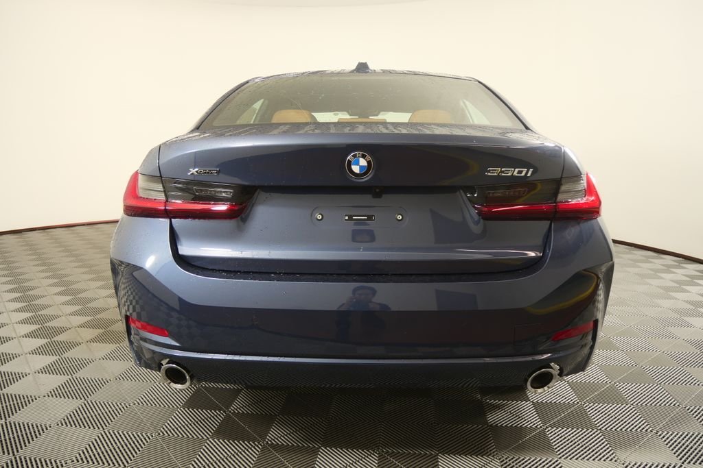 New 2026 Arctic Race Blue metallic BMW 330i xDrive image 5