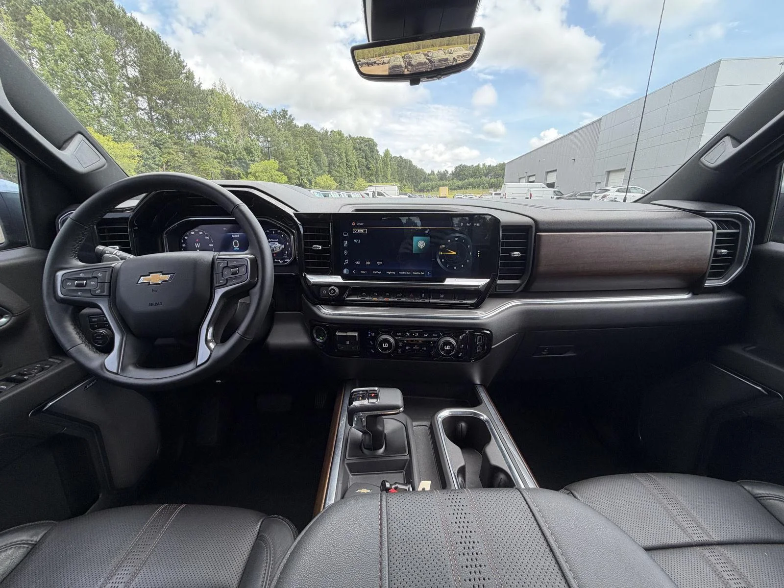 Used 2023 Black Chevrolet High Country image 7