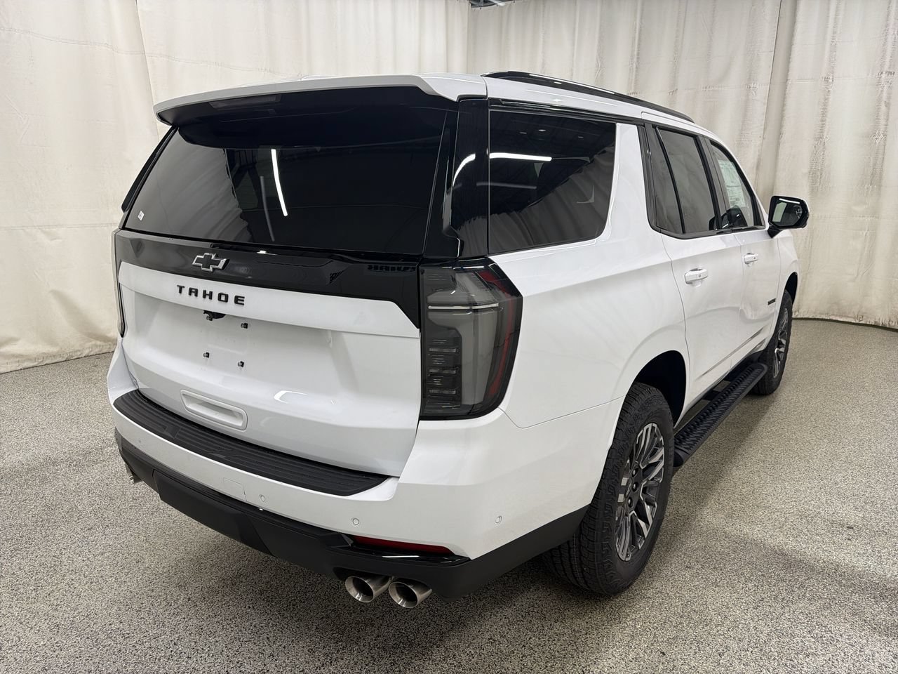 2026 Chevrolet Tahoe Z71 - Photo 8