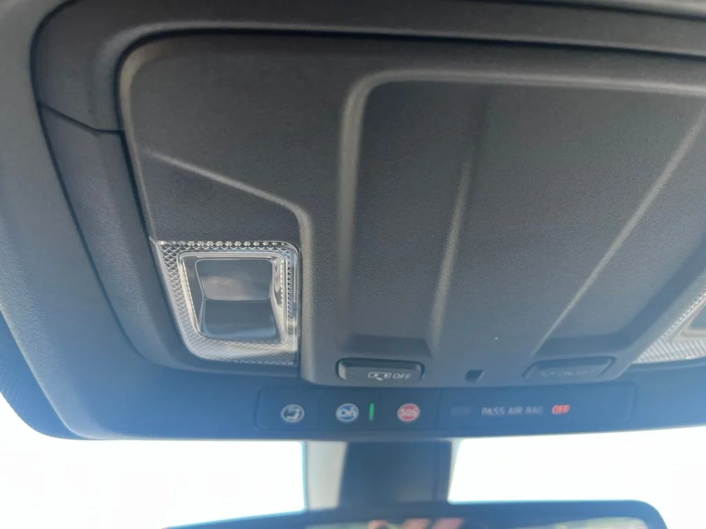 Used 2020 Quartz GMC SLT image 22