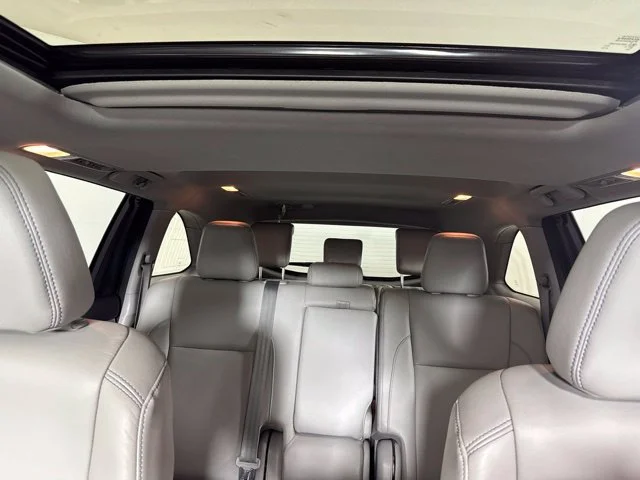Certified Used 2018 Shoreline Mist Toyota XLE image 14