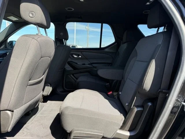 Used 2022 Mosaic Black Metallic Chevrolet LT Cloth image 11