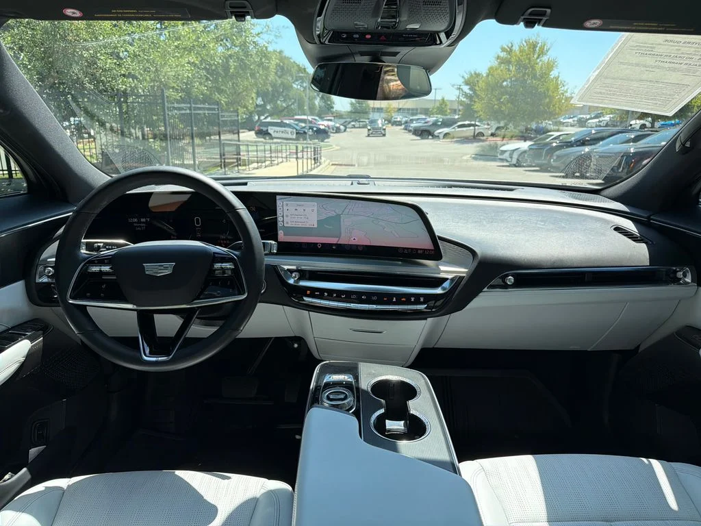 Used 2024 White Cadillac Luxury image 30