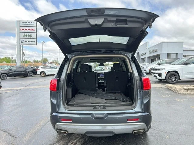Used 2019 Blue GMC Denali image 6