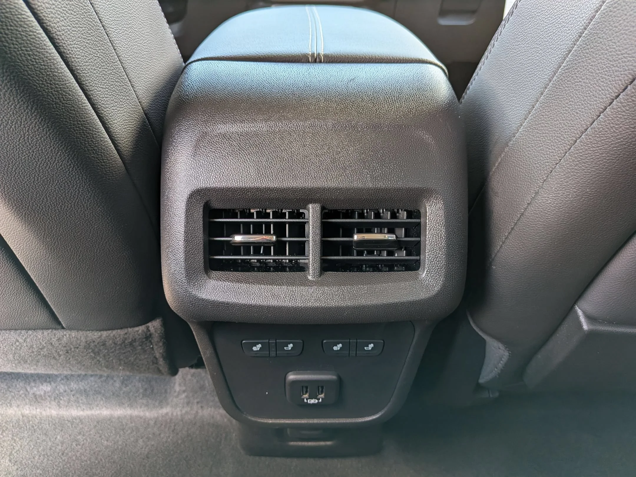 Used 2024 Ebony Twilight Metallic GMC Denali image 20