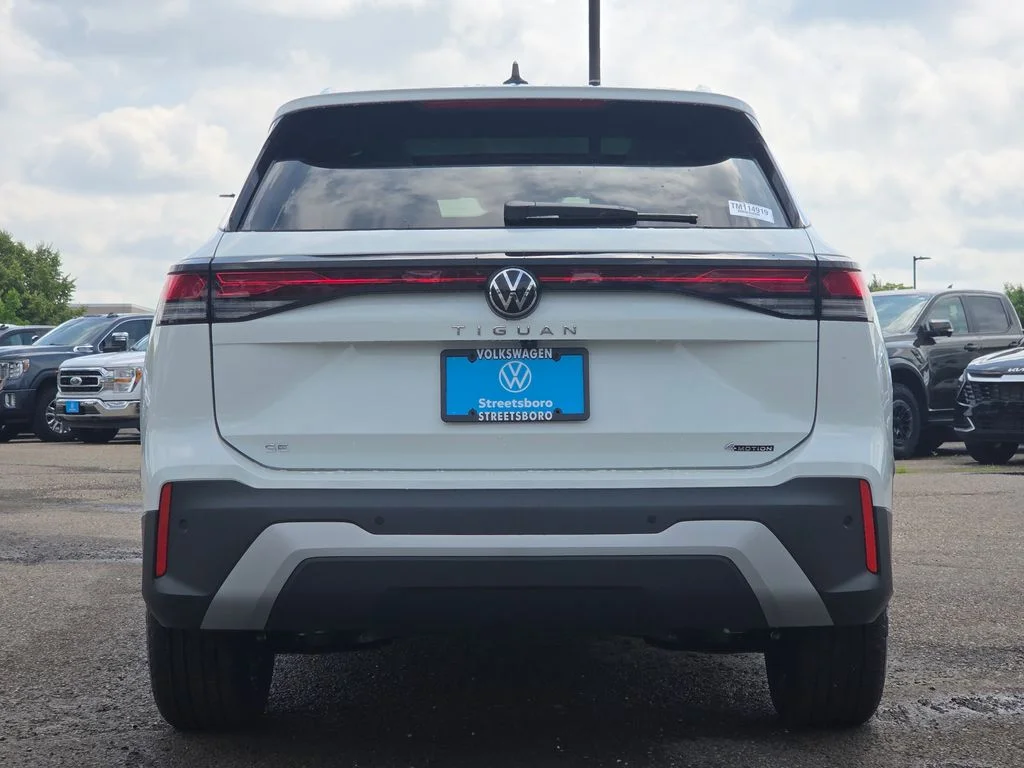 New 2026 Pure White Volkswagen 2.0T SE image 12