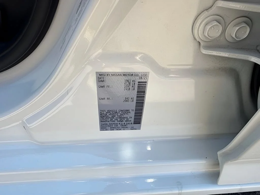 Used 2025 White Nissan SV image 30