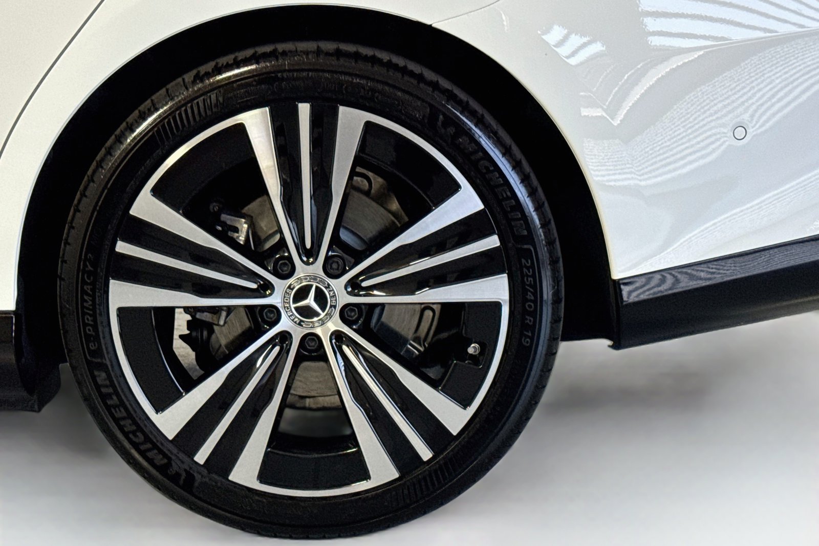 New 2027 Polar White Mercedes-Benz CLA 220 Hybrid image 28