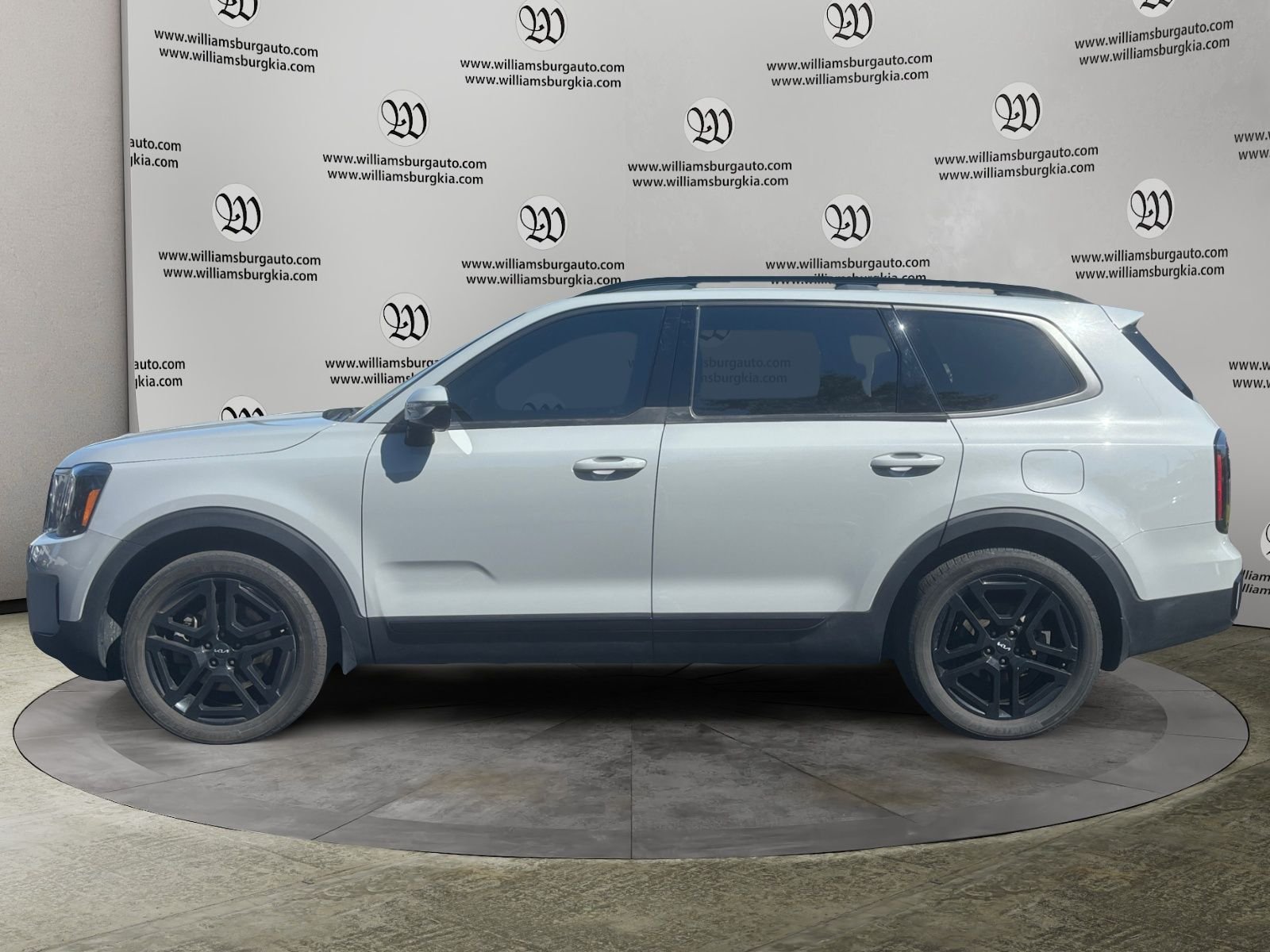 Used 2024 Gray Kia SX-Prestige X-Line image 2