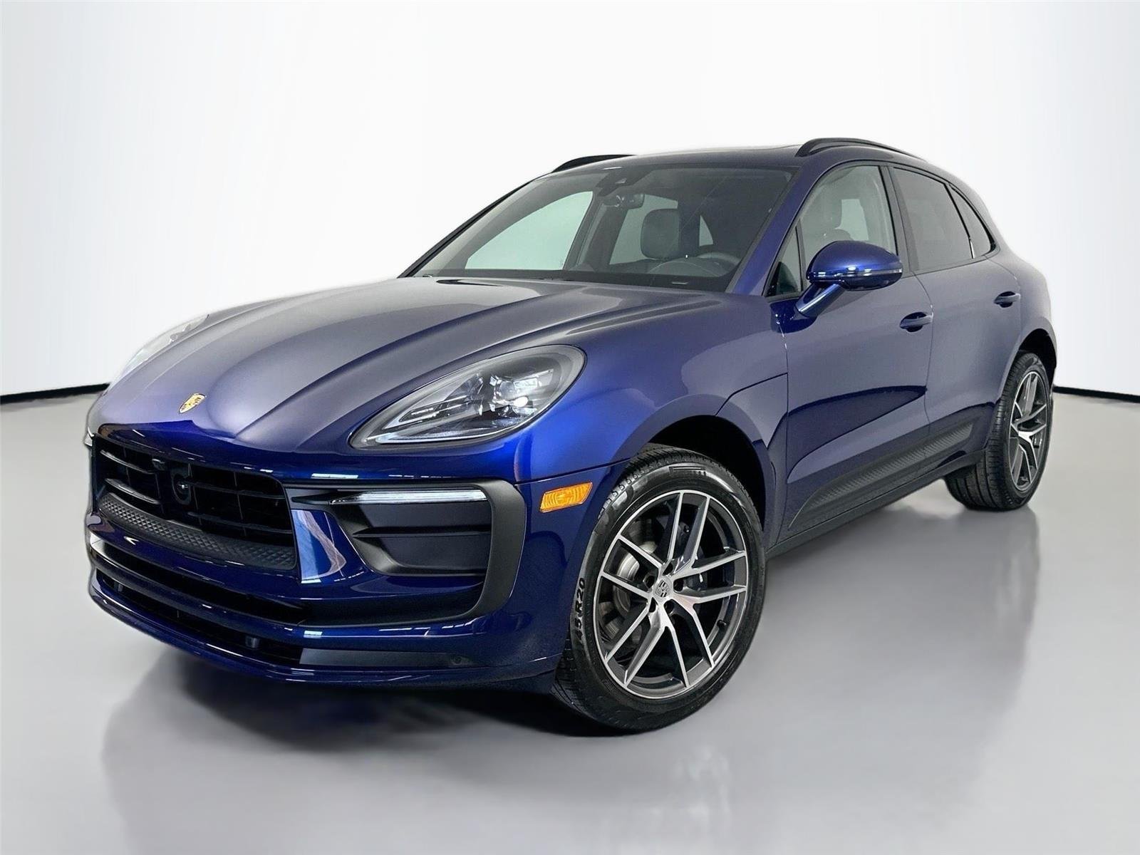 2025 Porsche Macan T's photo